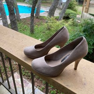 Beige Tamaris heels 👠 lightly worn